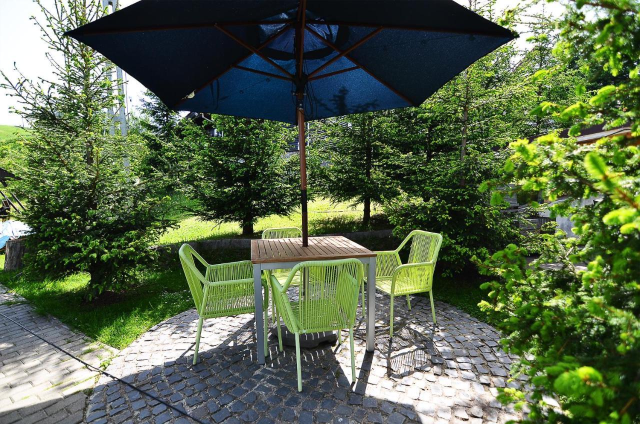 Pensiune & Restaurant Victoria Păltiniş Buitenkant foto